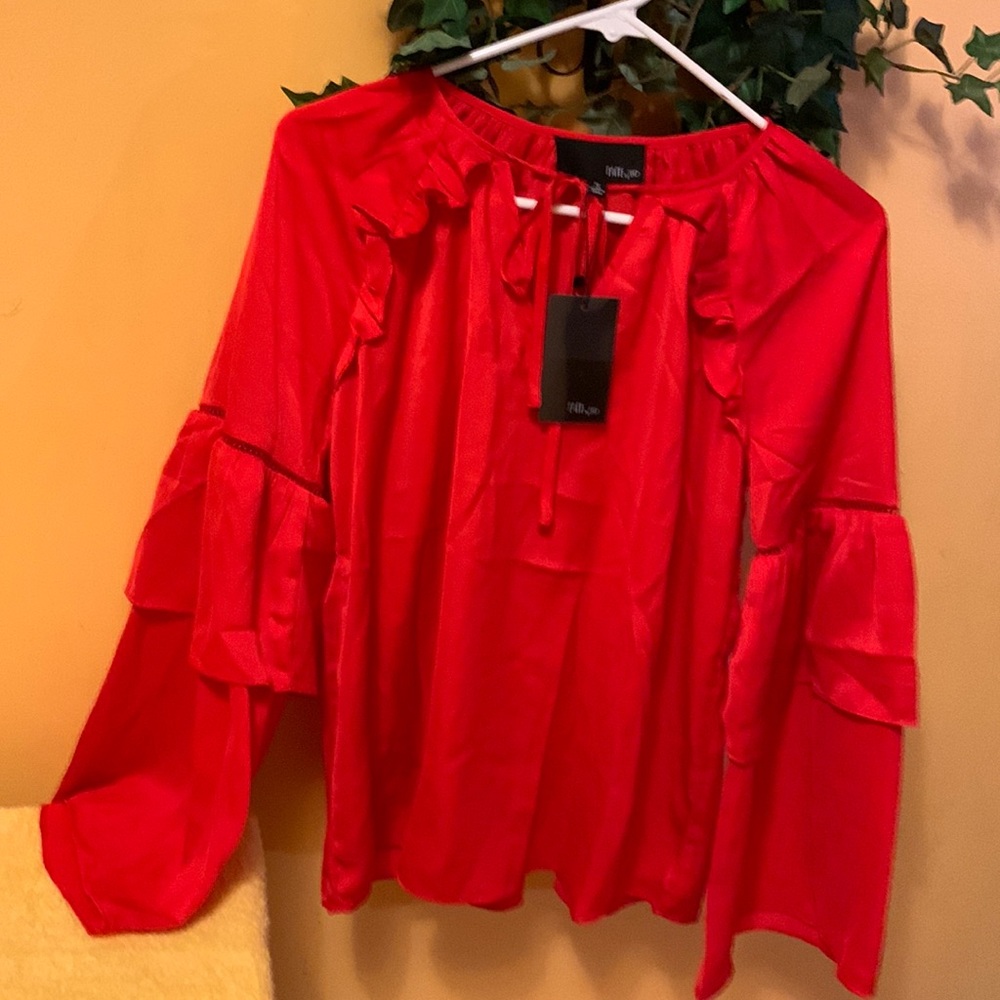FATE by LFD size Small color Red Women Top